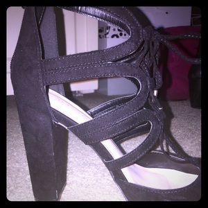 Black lace up block heels