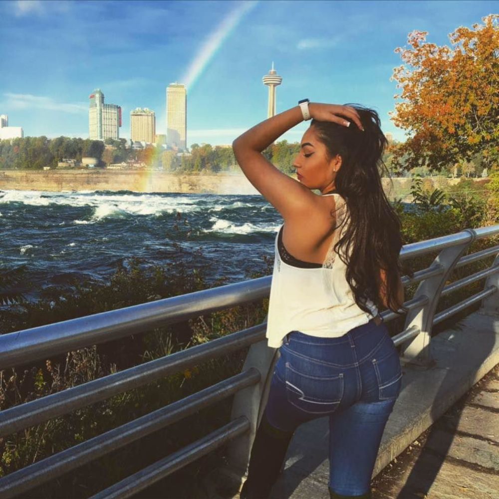 Meet your Posher, Joanna