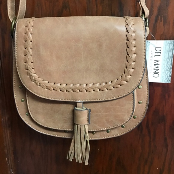 •Tan Crossbody• - Picture 3 of 8
