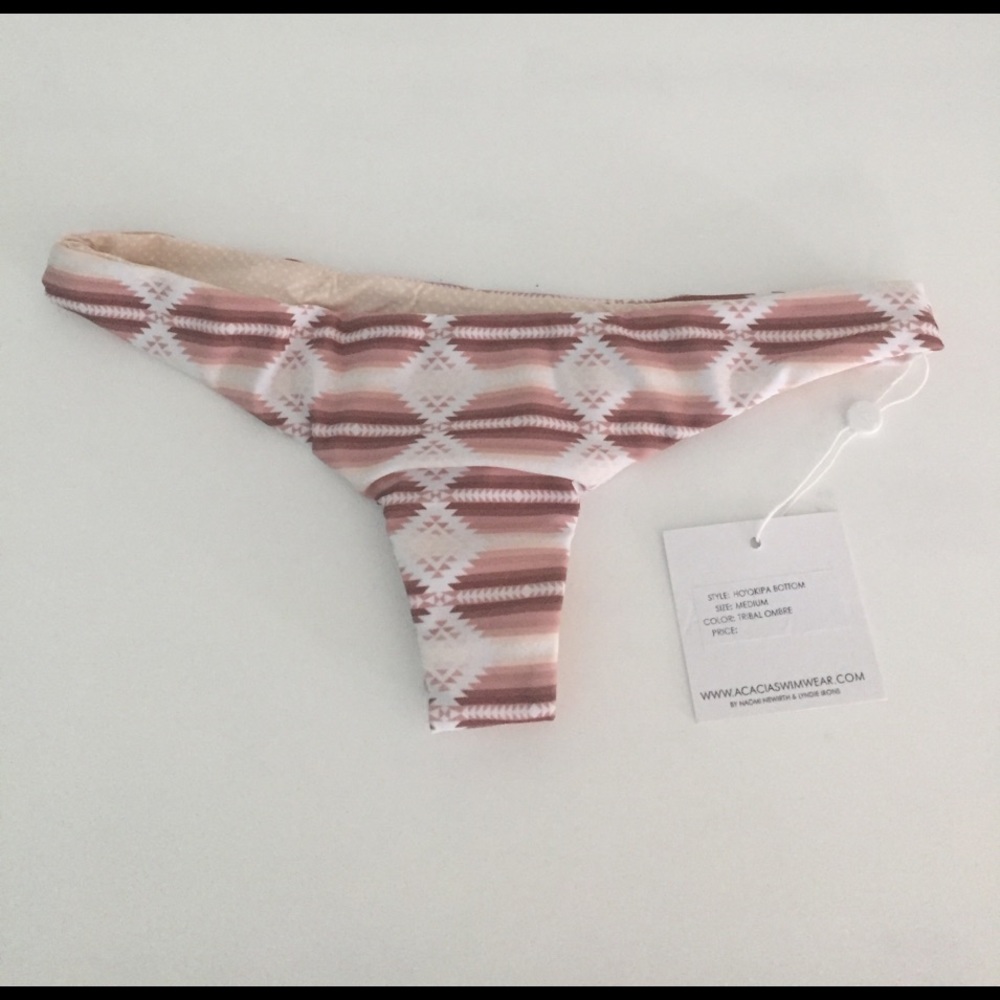 ❌SOLD❌Ho'okipa Acacia Bottoms Tribal Ombré M NWT