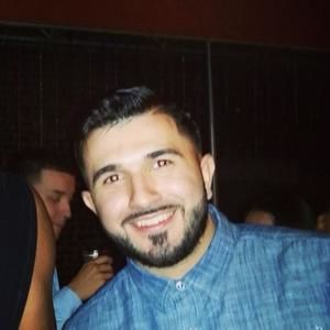 Meet your Posher, Chris