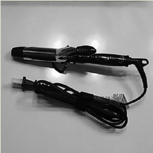NWOT CHI 1" TRAVEL CURLING IRON