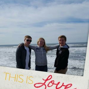 Meet your Posher, Kendra