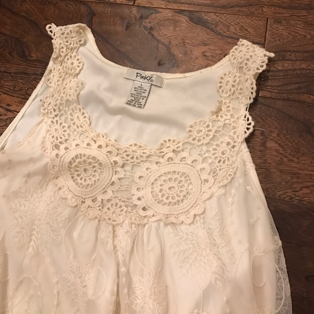Pinky lace dress