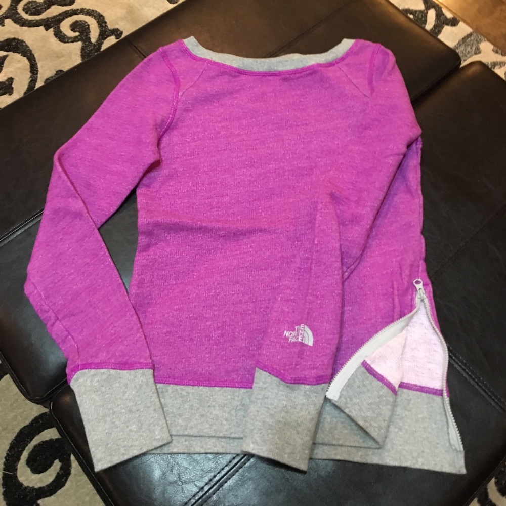 North face sweatshirt