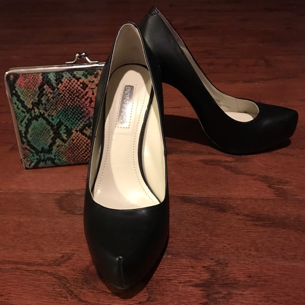 bcbg black platform heels