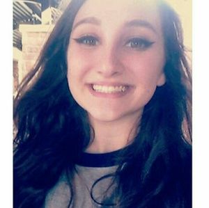 Meet your Posher, Ella