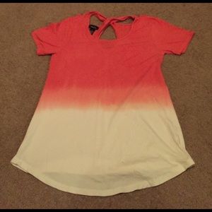 Comfy cute t-shirt! PERFECT for spring & summer ☀️