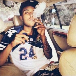 Meet your Posher, Troy