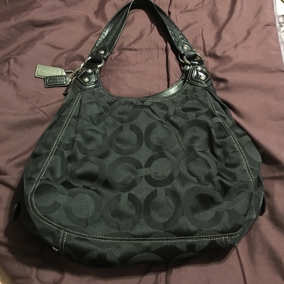 Black Coach bag - Picture 2 of 5
