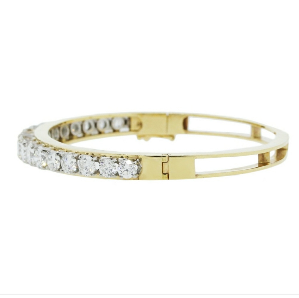 ***LOOKING FOR *** THIS BRACELET