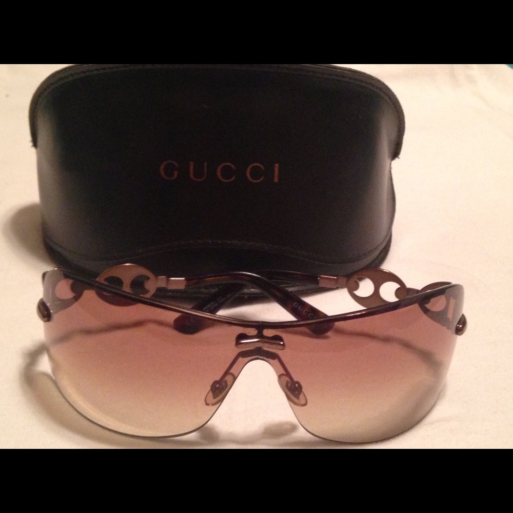 Gucci Women's Sunglasses - GG2772 / S CBX/IS