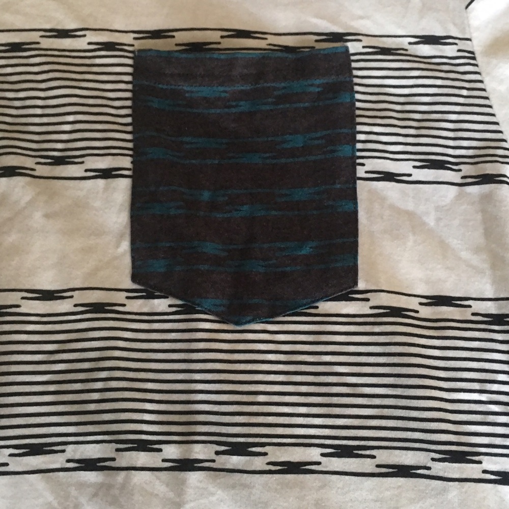American Rag Graphic Tee - Picture 2 of 3