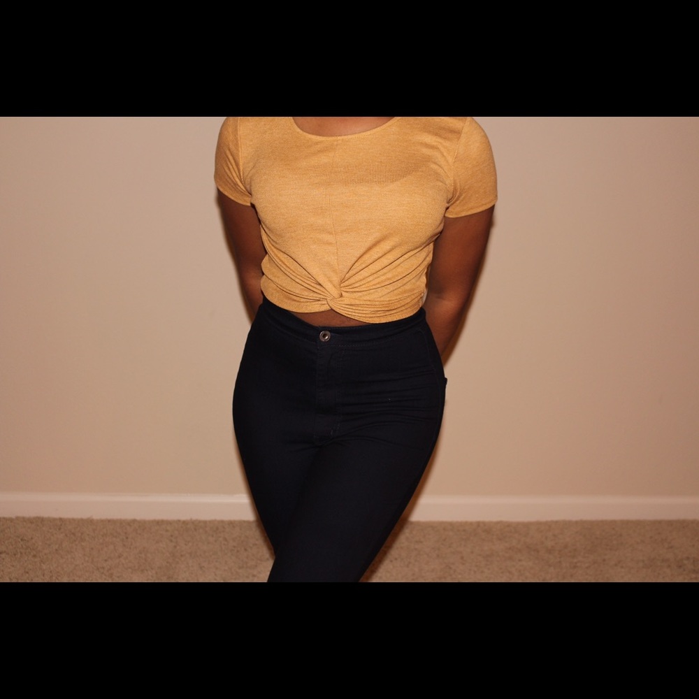 Forever 21- Mustard Crop Tee