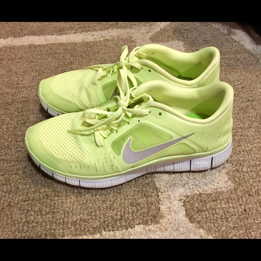 Women's Nike Free Runs size 8.5
