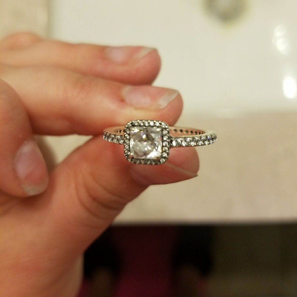 Pandora ring