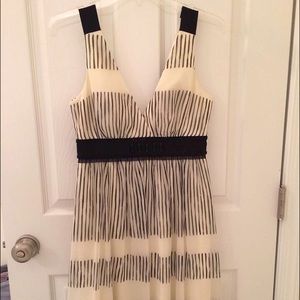 Size 4 beautiful dress