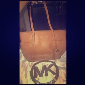 Used (once) 2016 Michael Kors bag