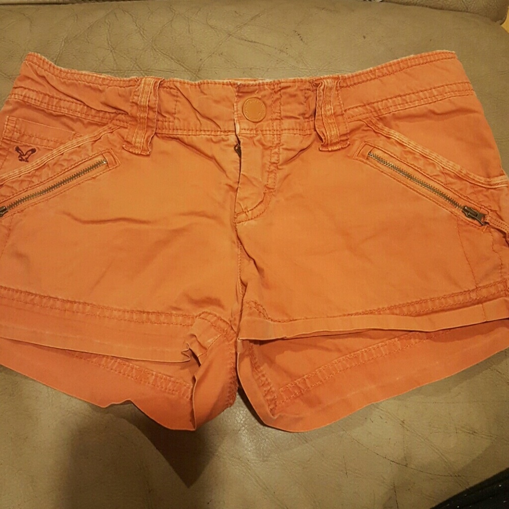 American Eagle short