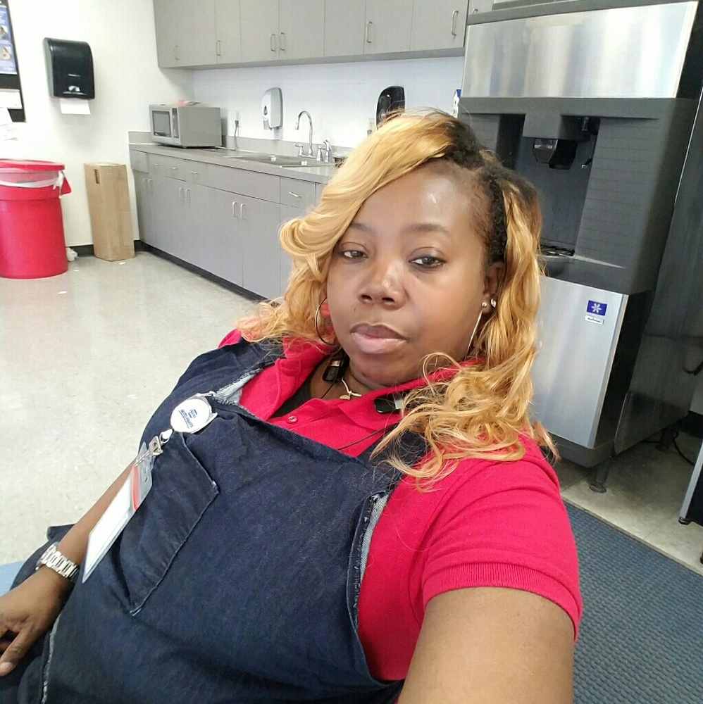 Meet your Posher, Carolyn