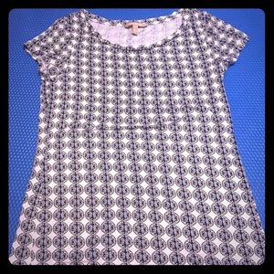 Banana Republic Printed Tee! Size M