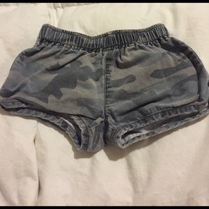 Peek toddler camo shorts