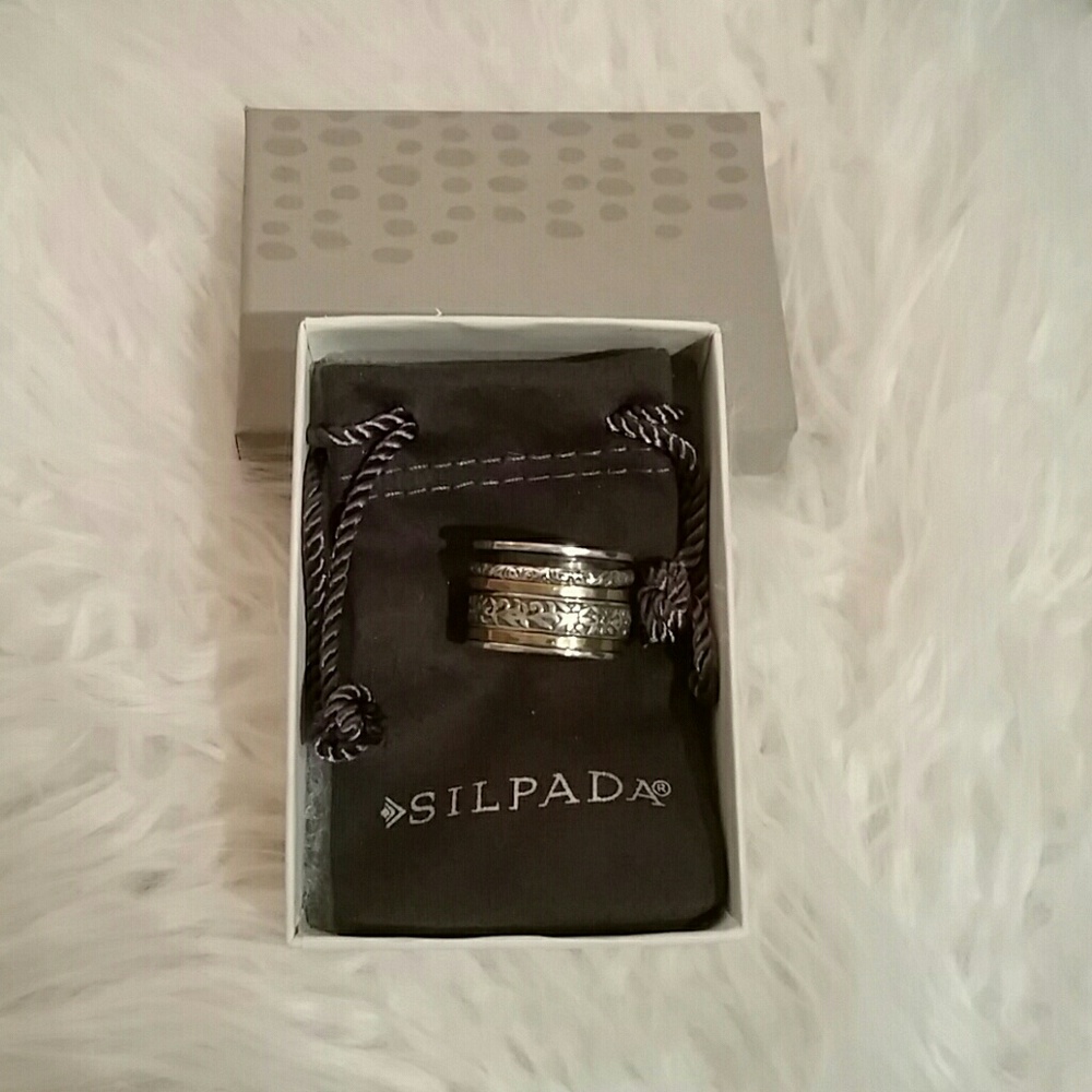 Silpada Spinning Ring