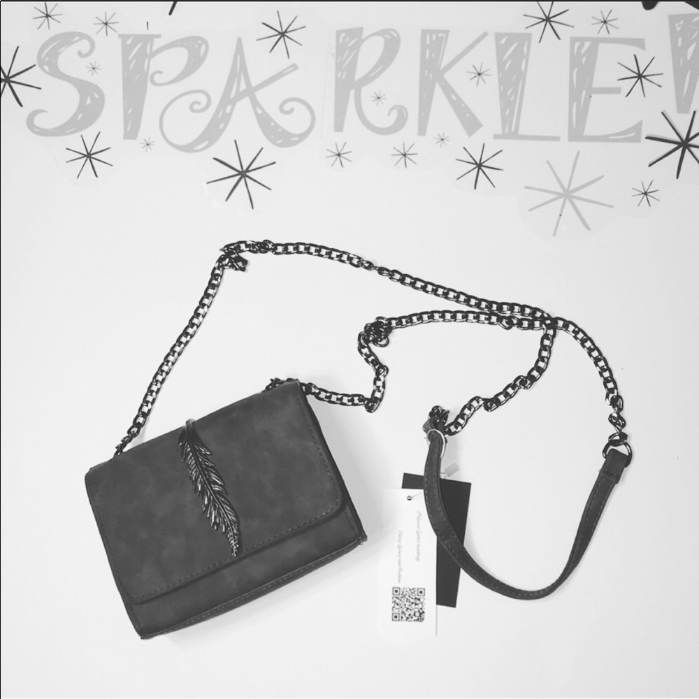 LAST Gray Leather Feather detail messenger clutch - Picture 4 of 8