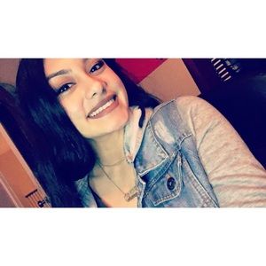 Meet your Posher, Jazmine