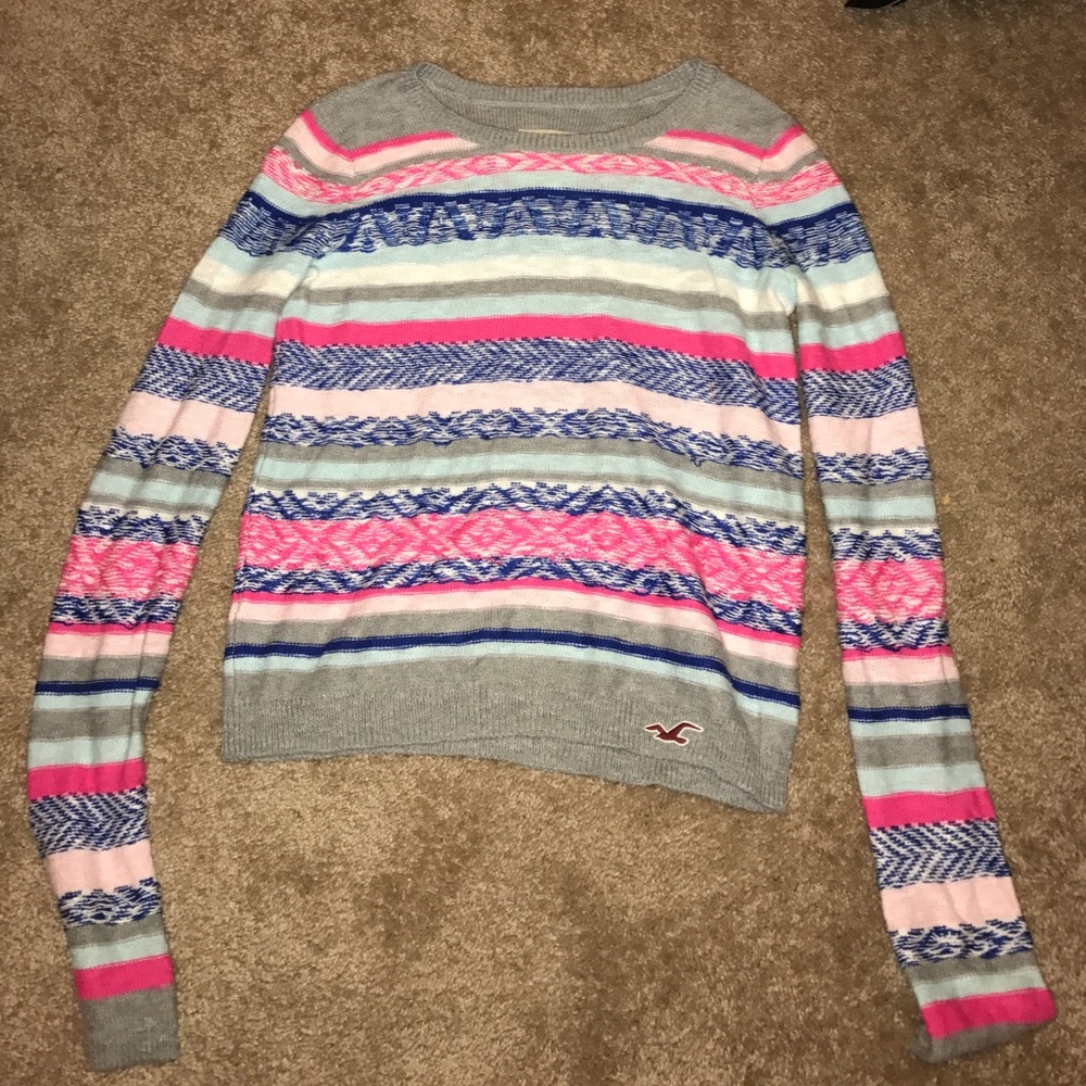 Holister sweater