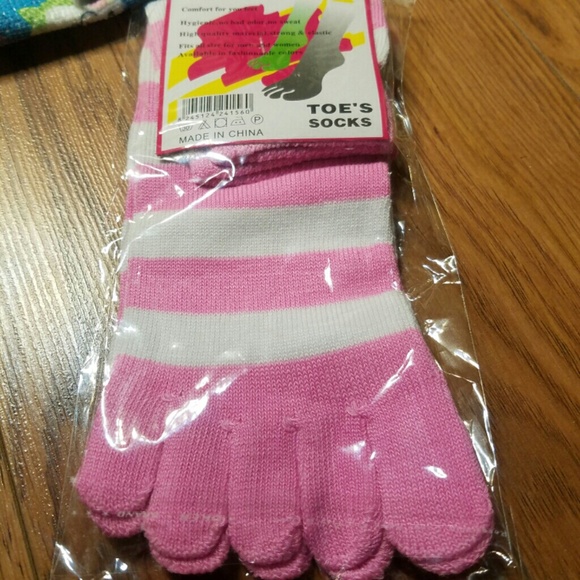 5 TOE COTTON YOGA SOCKS - Picture 2 of 2