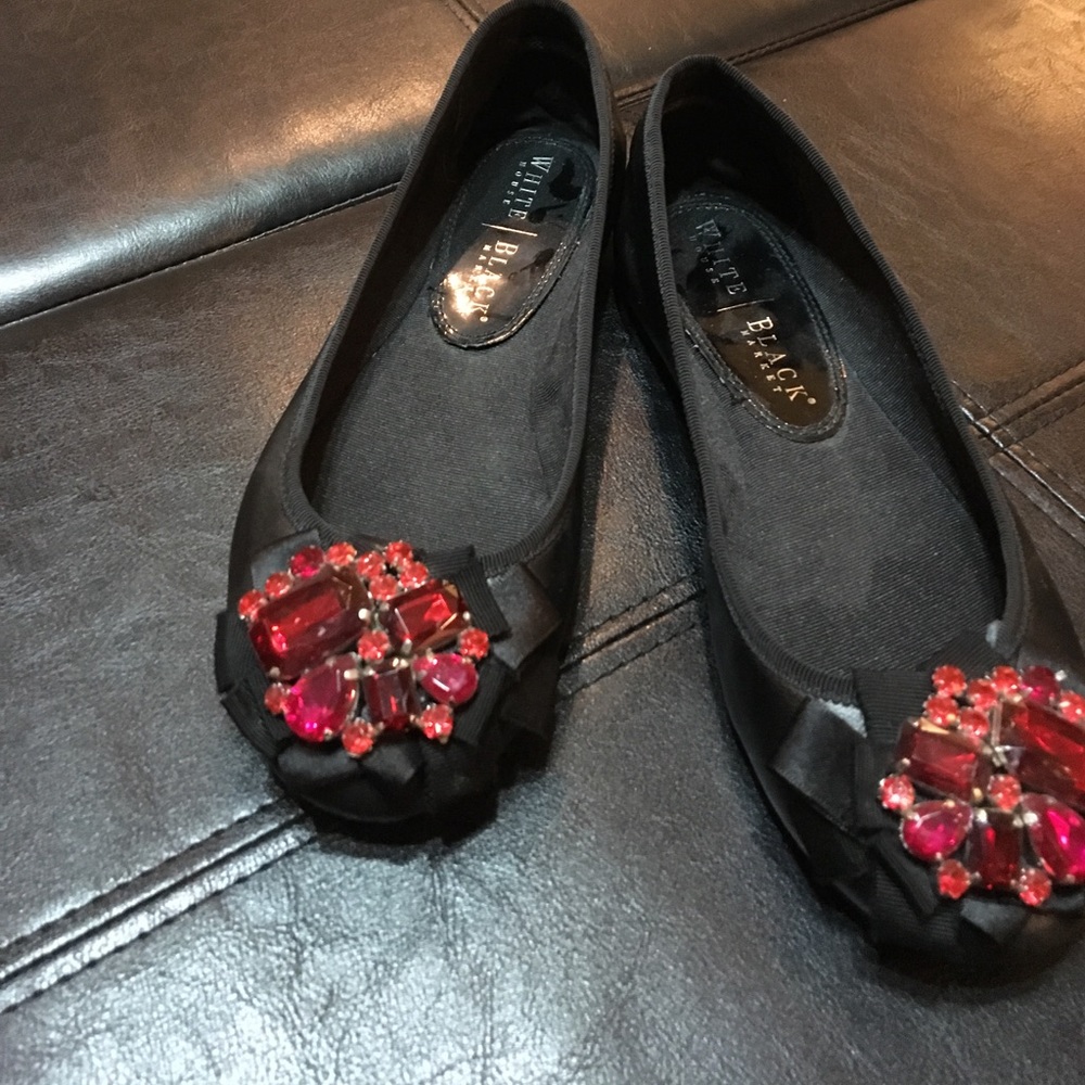 Black dress flats