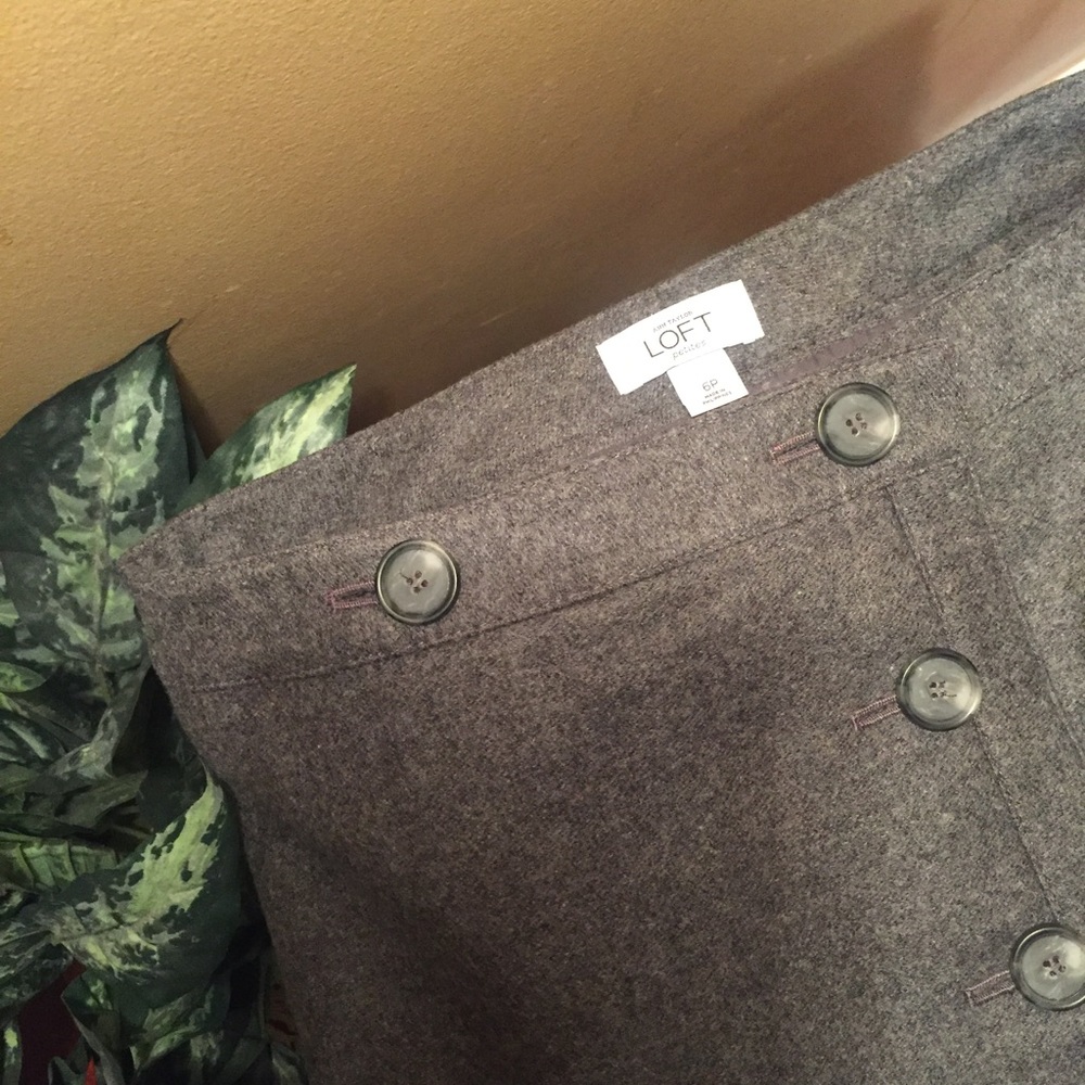 Loft Ann Taylor gray wool buttoned mini skirt