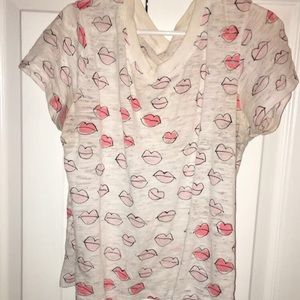 White t shirt