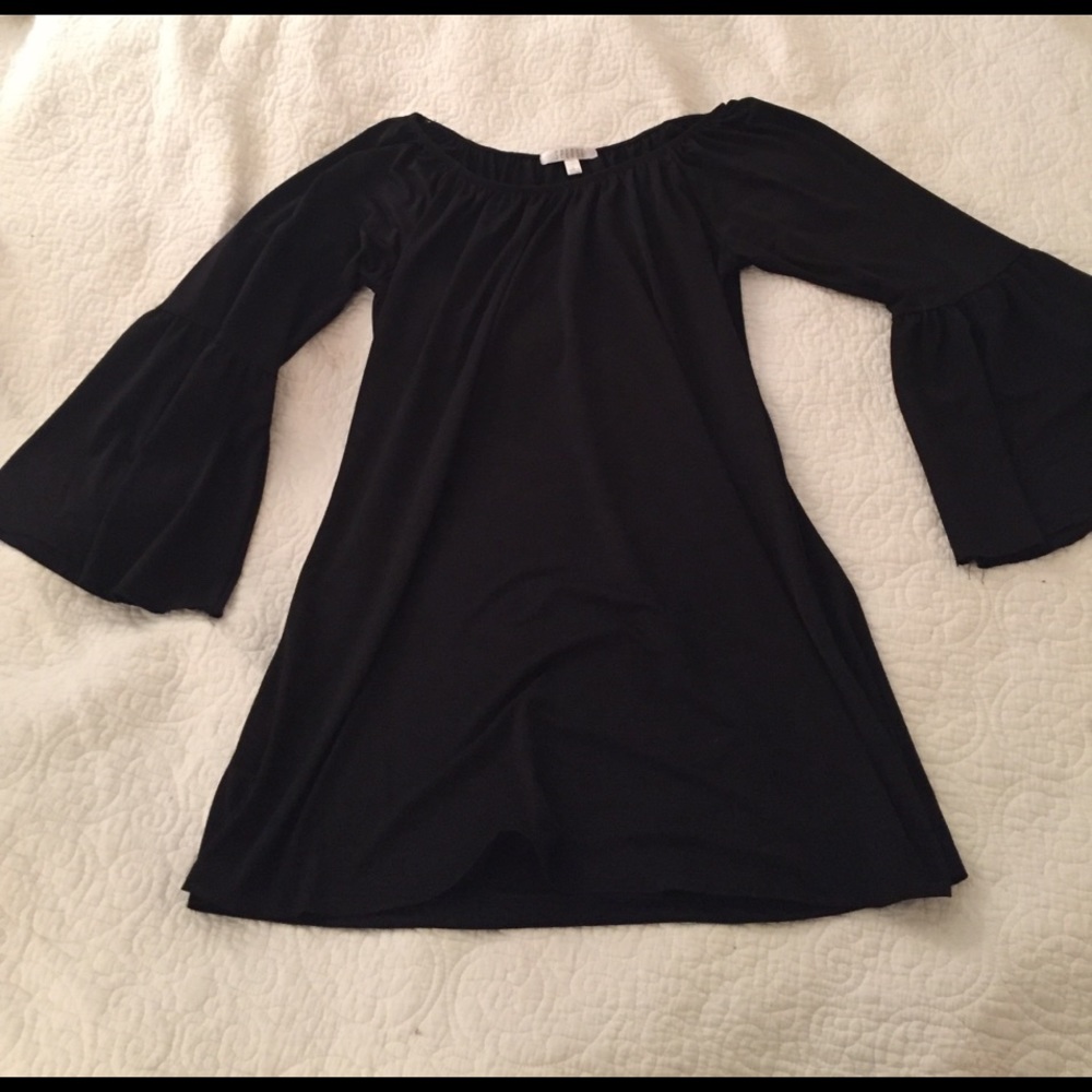 Black Bell Sleeved Top
