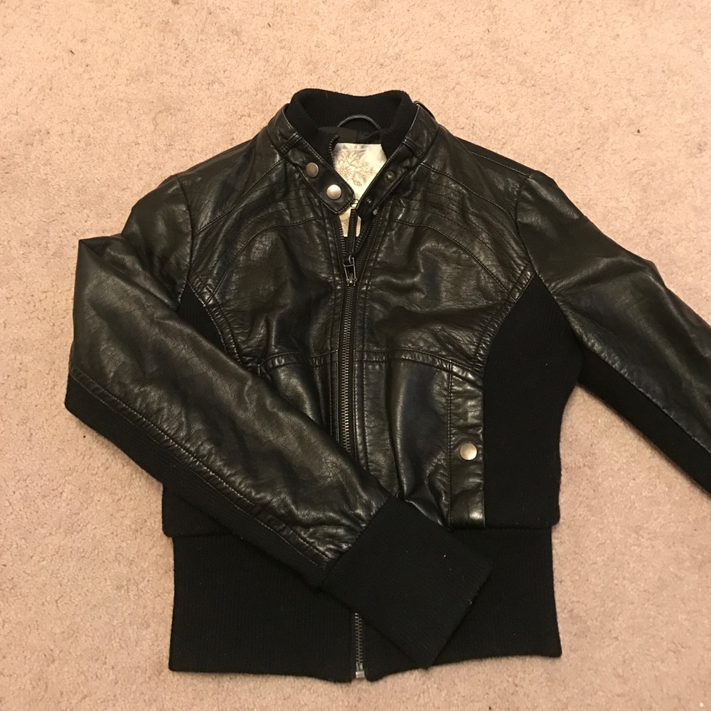 Black fitted faux leather jacket