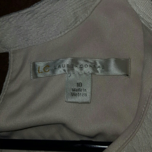 Amazing Dress - Picture 3 of 3