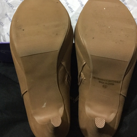 Cute Ankle Boots - Picture 3 of 3