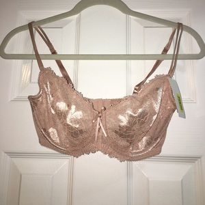 B. Tempt'd by Wacoal