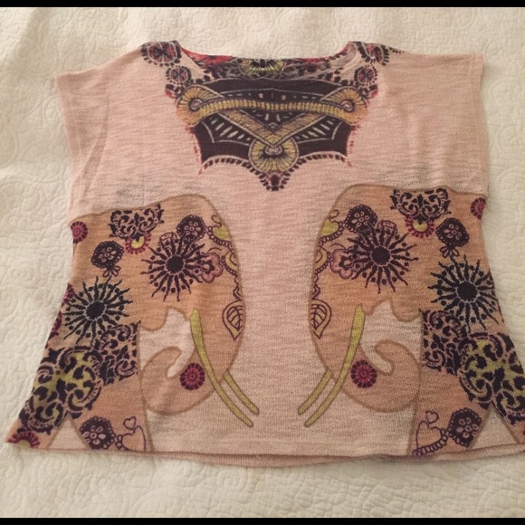 Elephant Top - Picture 1 of 2