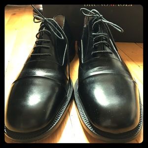 Bruno Magli black leather oxfords