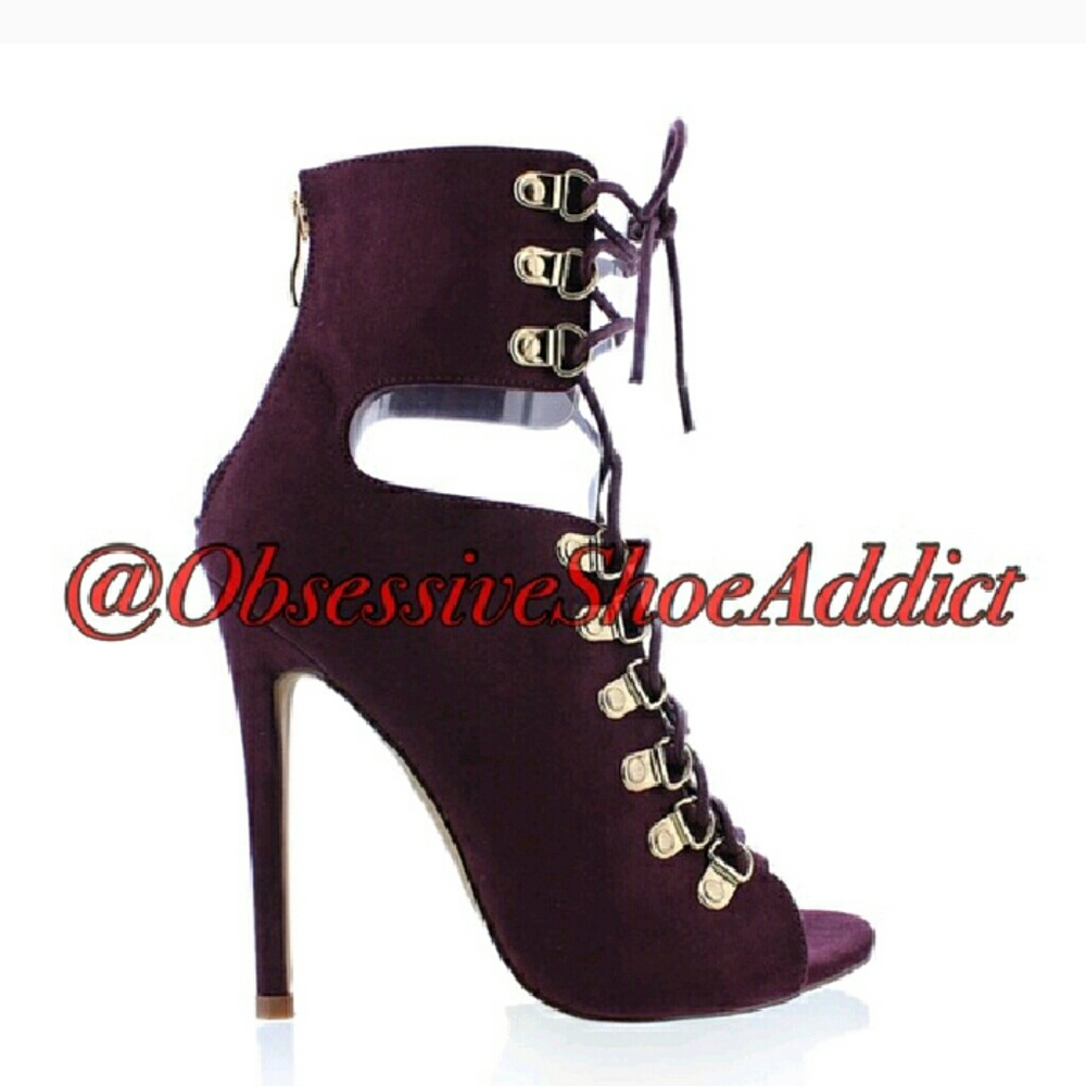 SOLD Beautiful Heels