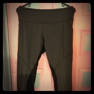 Grey and black lululemon  yoga pants w/ pockets
