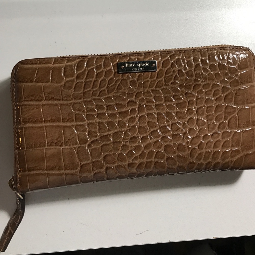 Kate Spade Wellesley Wallet