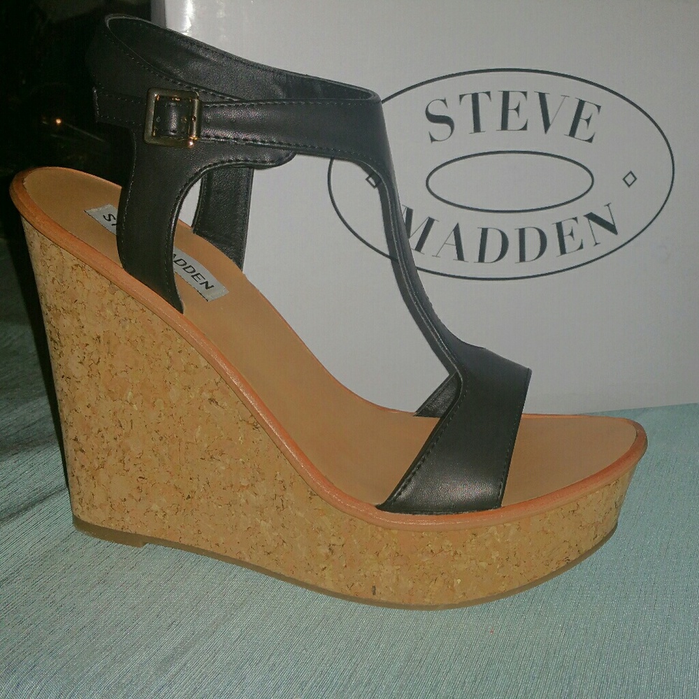 Steve Madden Wedges