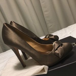 Authentic Badgley Mischka Pumps