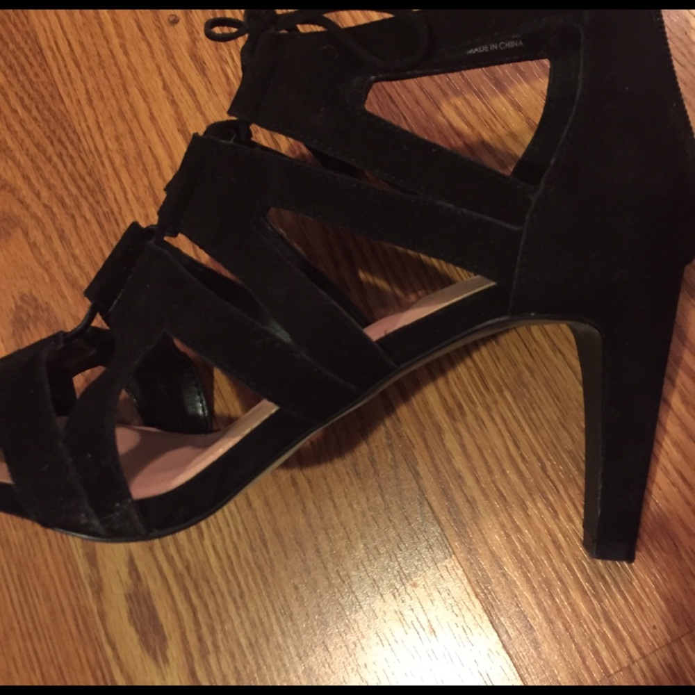Tahari Lace Up Heels - Picture 6 of 6