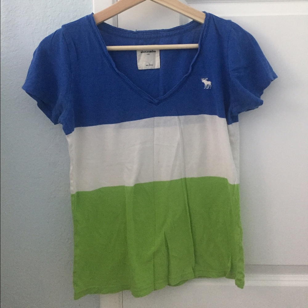 Abercrombie kids v neck top