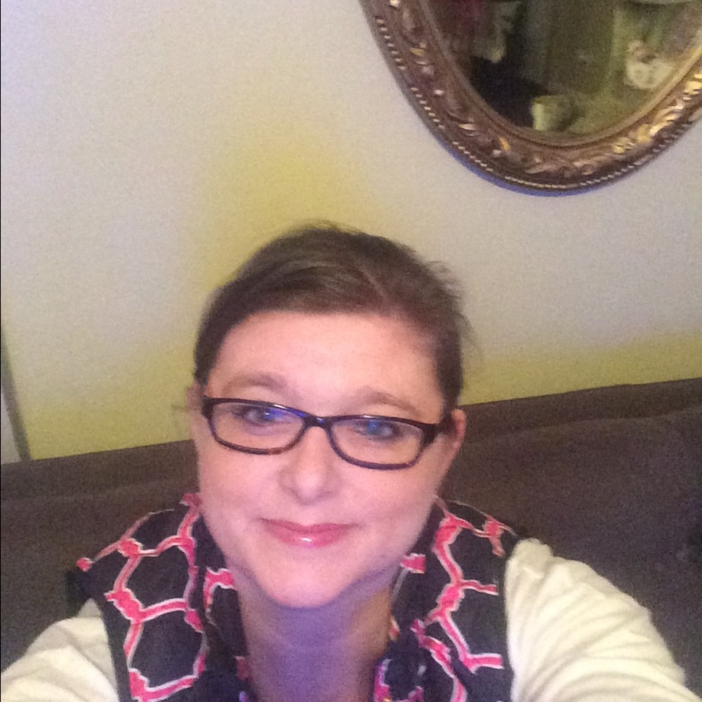 Meet your Posher, Amy