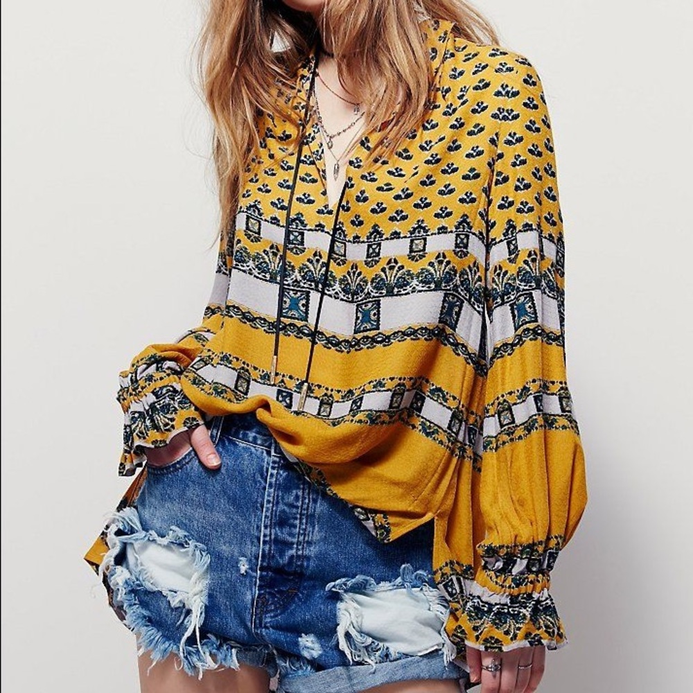 ISO Yellow Free People Changing Times tunic XS/S